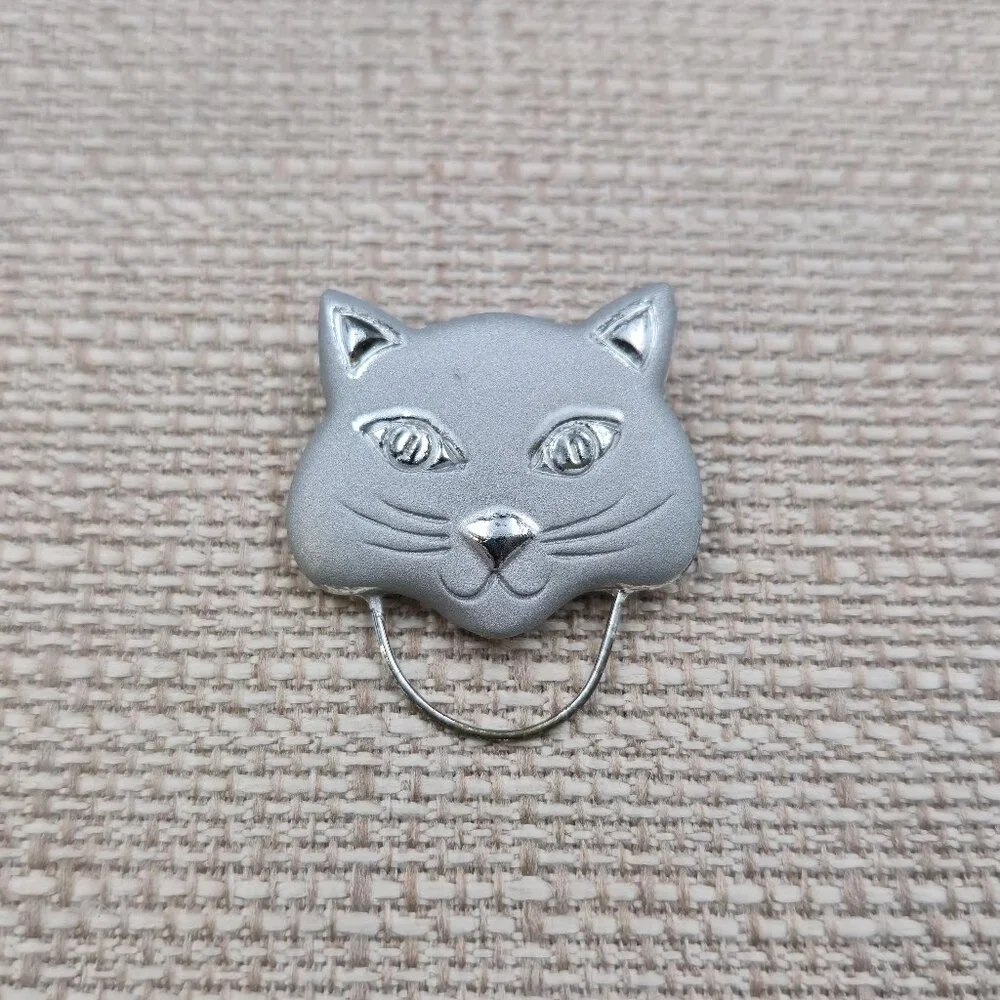 Adorable Kitty Cat Face Pin Brooch A7073 - Picture 1 of 6